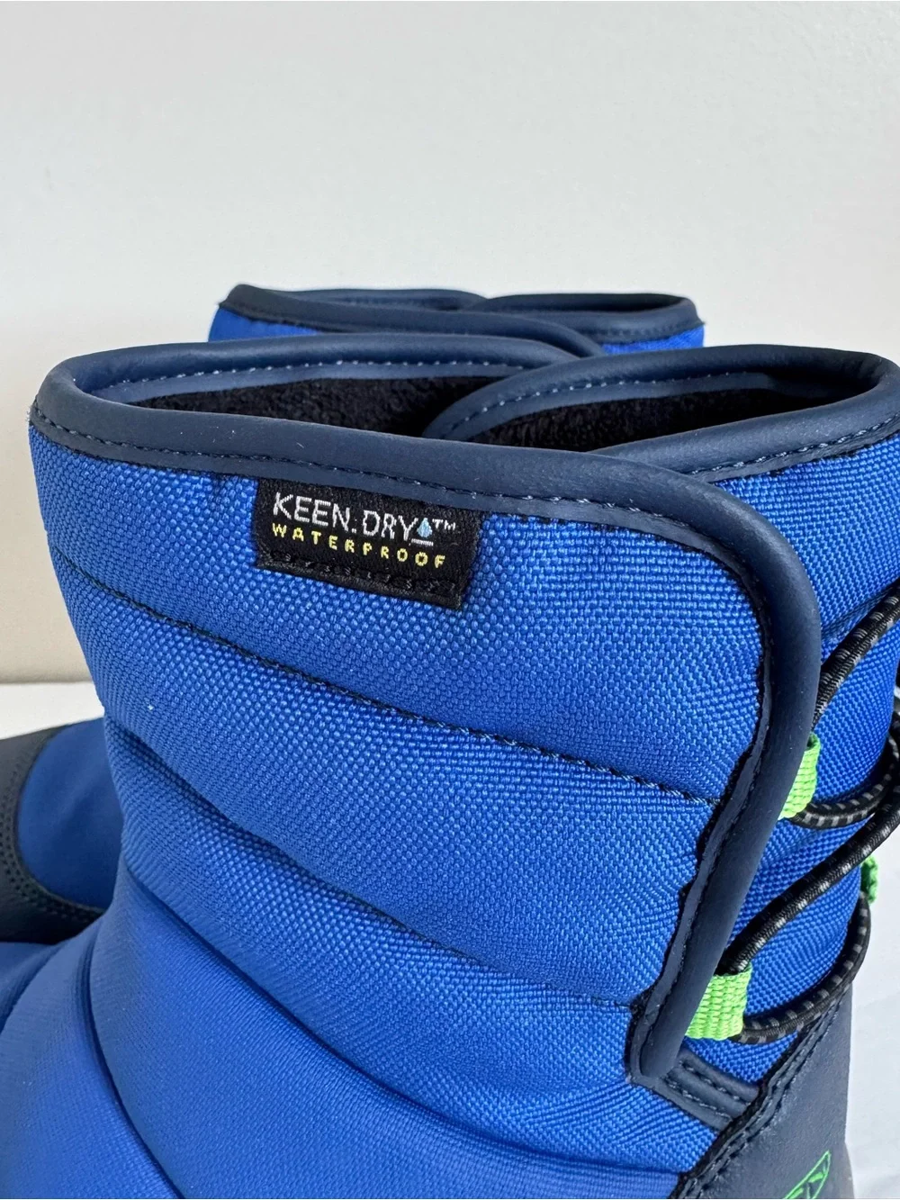 KEEN Puffrider Boys Waterproof Insulated Easy-On Snow Boots Naval/Surf US 1